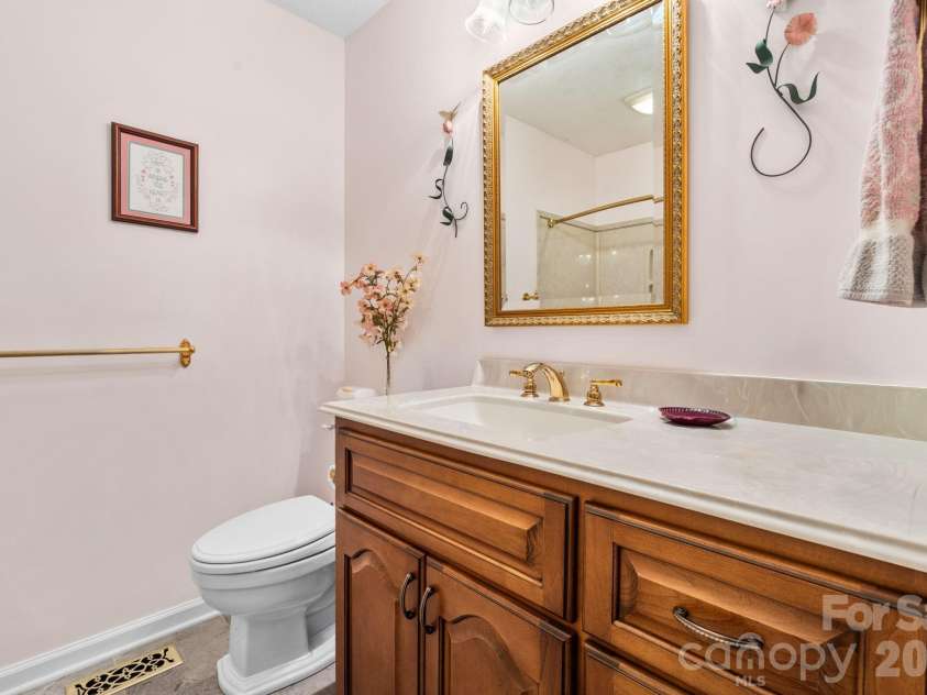 1137 Hibriten Drive, Lenoir, NC 28645.  MLS# CAR4379027, YatesRealty ID 21812. 
