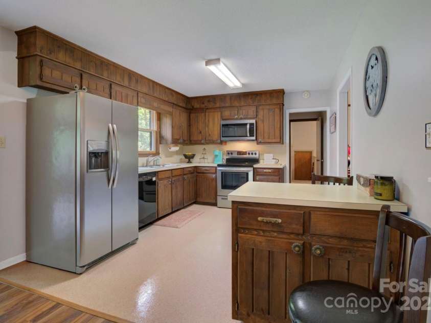 4004 Stillwater Court, York, SC 29745.  MLS# CAR4270177, YatesRealty ID 21813. 