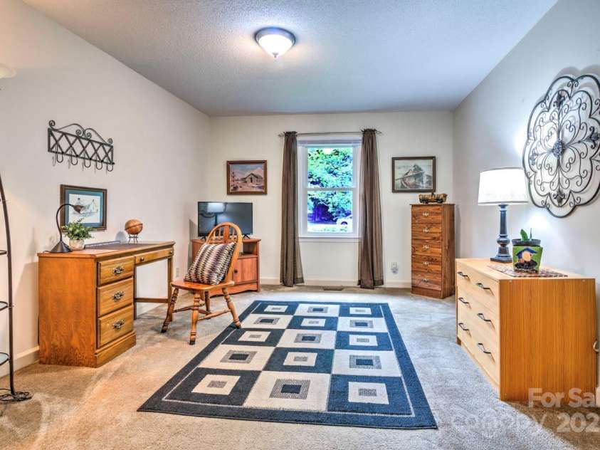 4004 Stillwater Court, York, SC 29745.  MLS# CAR4270177, YatesRealty ID 21813. 