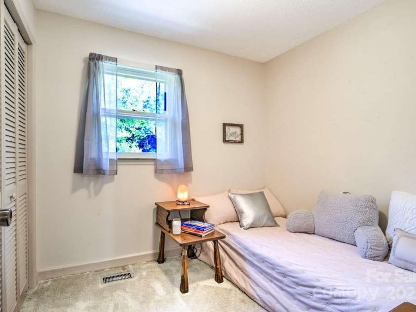 4004 Stillwater Court, York, SC 29745.  MLS# CAR4270177, YatesRealty ID 21813. 