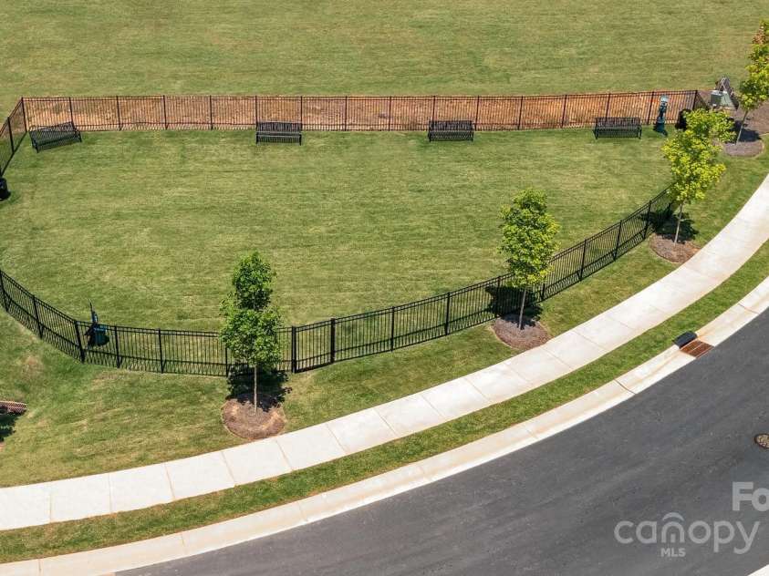 1322 37th Avenue Lane, Hickory, NC 28601.  MLS# CAR4268555, YatesRealty ID 21814. Community Dog Park
