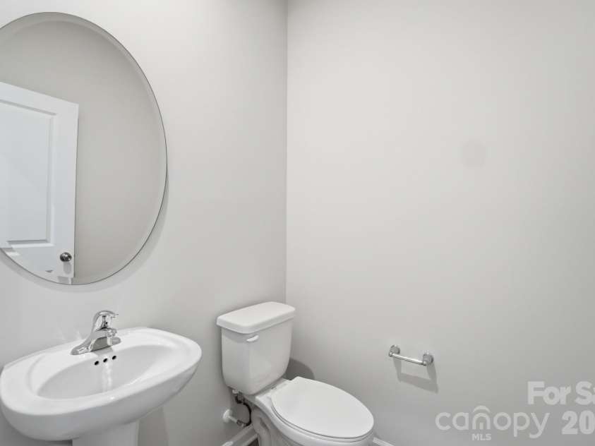 632 Cassidy Court, Clover, SC 29710.  MLS# CAR4380238, YatesRealty ID 21814. Half Bath