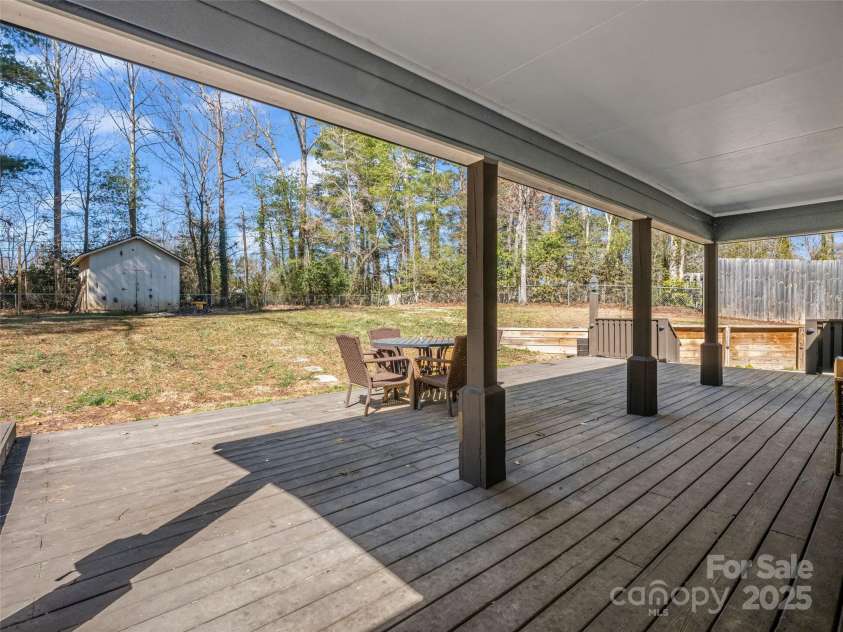 32 Greenwood Forest Drive, Etowah, NC 28729.  MLS# CAR4233946, YatesRealty ID 2182. 