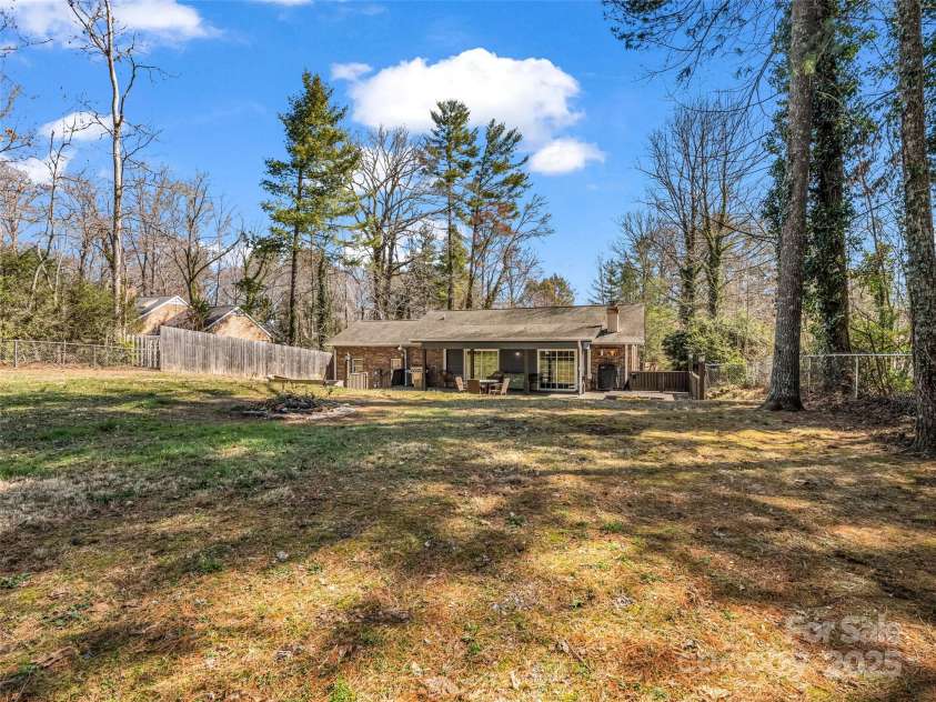 32 Greenwood Forest Drive, Etowah, NC 28729.  MLS# CAR4233946, YatesRealty ID 2182. 