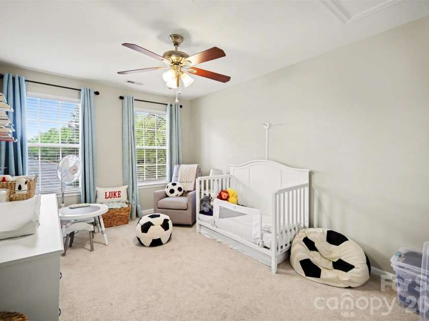 5705 Mossdale Lane, Charlotte, NC 28278.  MLS# CAR4420265, YatesRealty ID 21820. 
