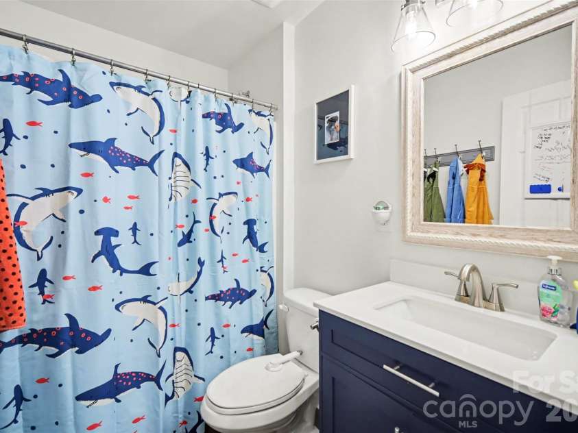 5705 Mossdale Lane, Charlotte, NC 28278.  MLS# CAR4420265, YatesRealty ID 21820. 