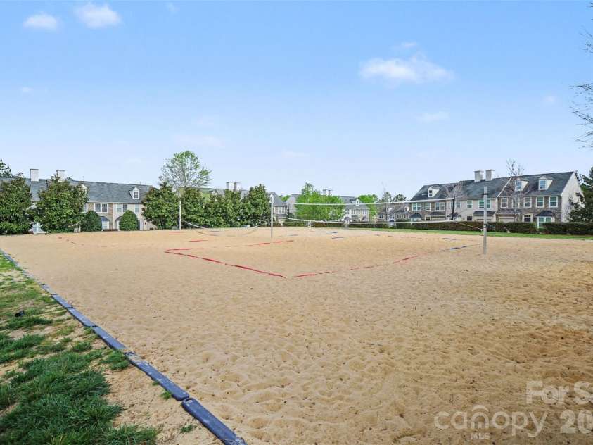 5705 Mossdale Lane, Charlotte, NC 28278.  MLS# CAR4420265, YatesRealty ID 21820. 