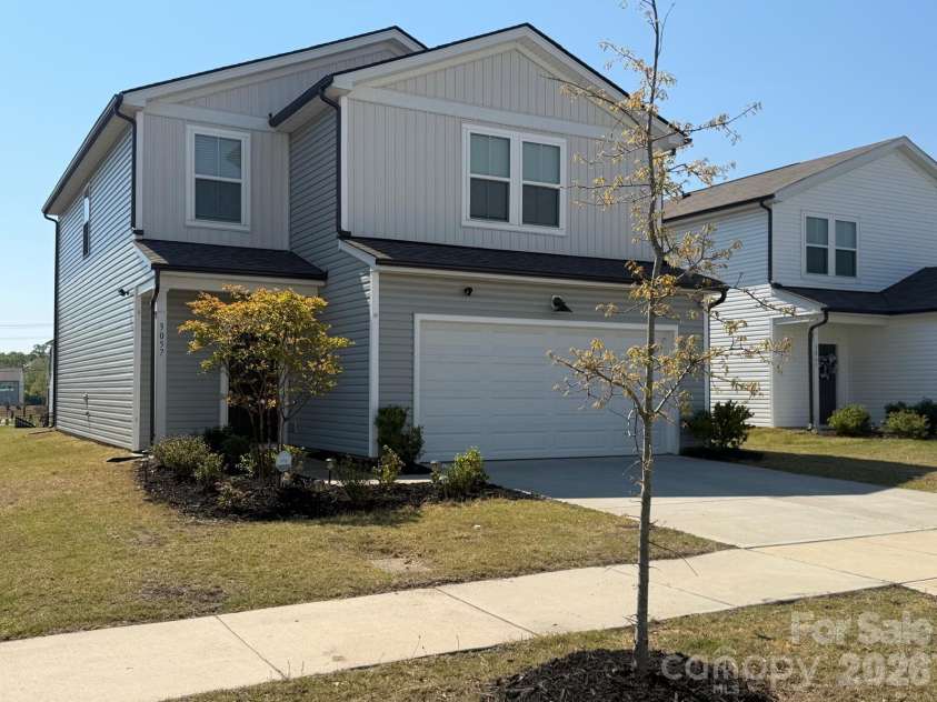 3057 Bell Spur Avenue, Concord, NC 28027.  MLS# CAR4374561, YatesRealty ID 21821. 
