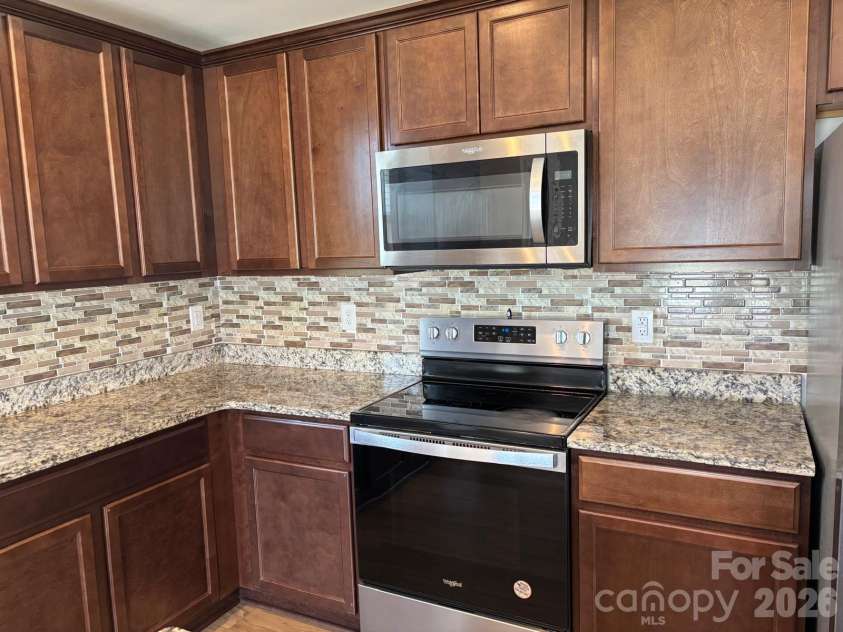 3057 Bell Spur Avenue, Concord, NC 28027.  MLS# CAR4374561, YatesRealty ID 21821. 