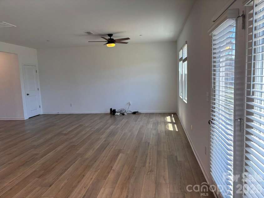 3057 Bell Spur Avenue, Concord, NC 28027.  MLS# CAR4374561, YatesRealty ID 21821. 