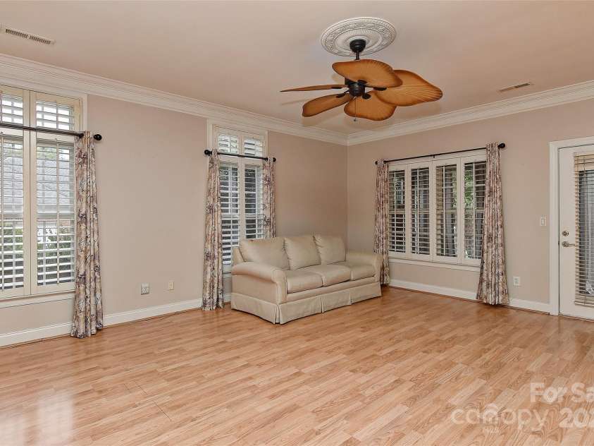 1142 Ardwyck Place, Rock Hill, SC 29730.  MLS# CAR4252067, YatesRealty ID 21822. Living room