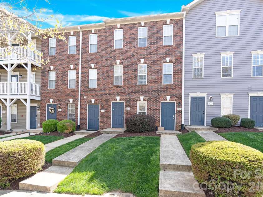 118 Steam Engine Drive, Mooresville, NC 28115.  MLS# CAR4356170, YatesRealty ID 21822. 