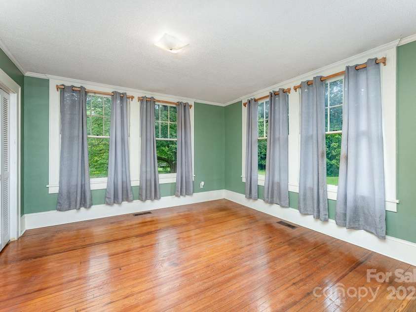 6206 Hunter Avenue, Charlotte, NC 28262.  MLS# CAR4272883, YatesRealty ID 21823. Bedroom 2