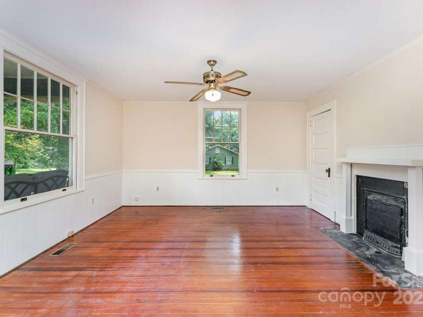 6206 Hunter Avenue, Charlotte, NC 28262.  MLS# CAR4272883, YatesRealty ID 21823. Hardwood floors and fresh neutral paint