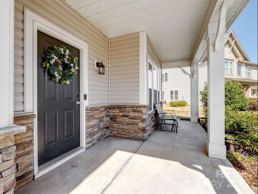 8137 Bryson Road, Fort Mill, SC 29707.  MLS# CAR4238761, YatesRealty ID 21824. 