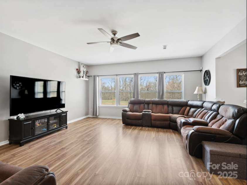 8137 Bryson Road, Fort Mill, SC 29707.  MLS# CAR4238761, YatesRealty ID 21824. 