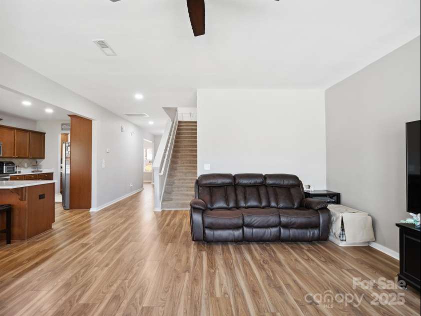 8137 Bryson Road, Fort Mill, SC 29707.  MLS# CAR4238761, YatesRealty ID 21824. 