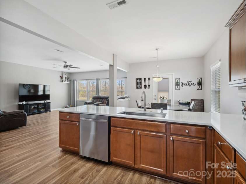 8137 Bryson Road, Fort Mill, SC 29707.  MLS# CAR4238761, YatesRealty ID 21824. 