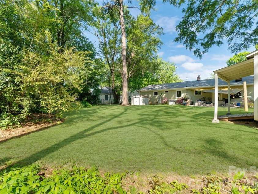 952 Beverly Drive, Rock Hill, SC 29730.  MLS# CAR4370929, YatesRealty ID 21824. 
