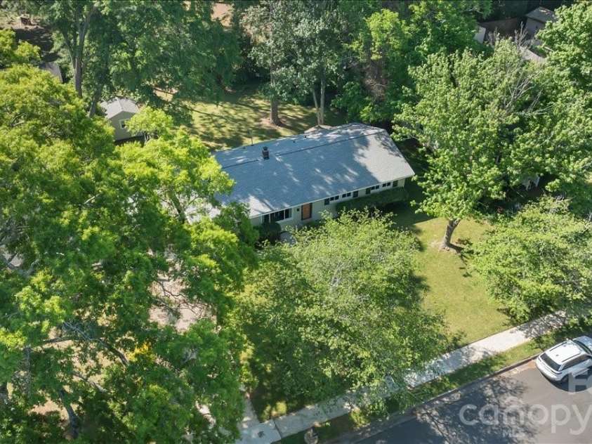 952 Beverly Drive, Rock Hill, SC 29730.  MLS# CAR4370929, YatesRealty ID 21824. 