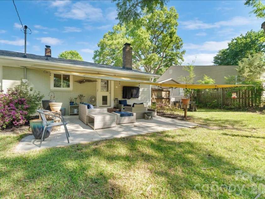 952 Beverly Drive, Rock Hill, SC 29730.  MLS# CAR4370929, YatesRealty ID 21824. Sun sail over the back patio for summer evenings