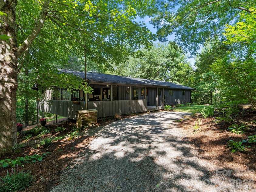 115 Bittersweet Trail, Canton, NC 28716.  MLS# CAR4381592, YatesRealty ID 21827. 