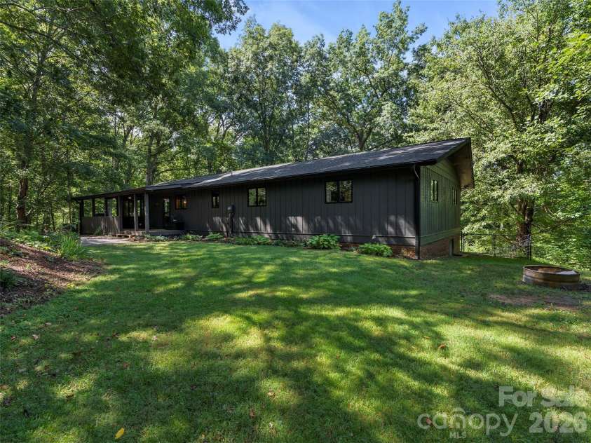 115 Bittersweet Trail, Canton, NC 28716.  MLS# CAR4381592, YatesRealty ID 21827. 
