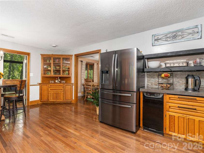 115 Bittersweet Trail, Canton, NC 28716.  MLS# CAR4381592, YatesRealty ID 21827. 