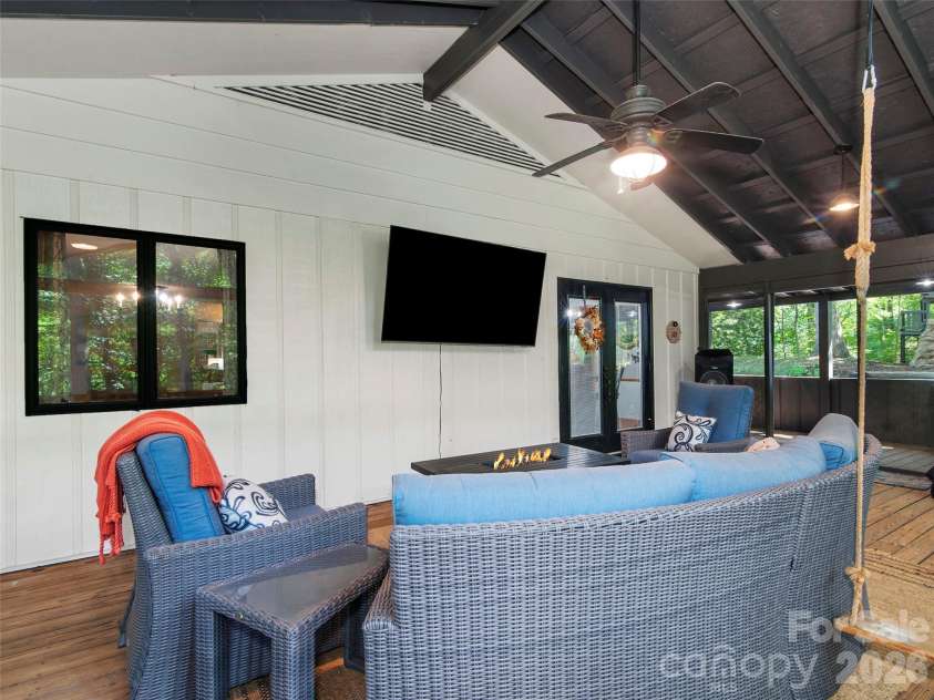115 Bittersweet Trail, Canton, NC 28716.  MLS# CAR4381592, YatesRealty ID 21827. 