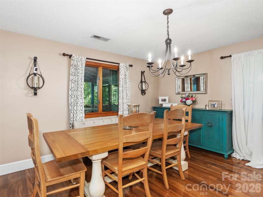 115 Bittersweet Trail, Canton, NC 28716.  MLS# CAR4381592, YatesRealty ID 21827. 