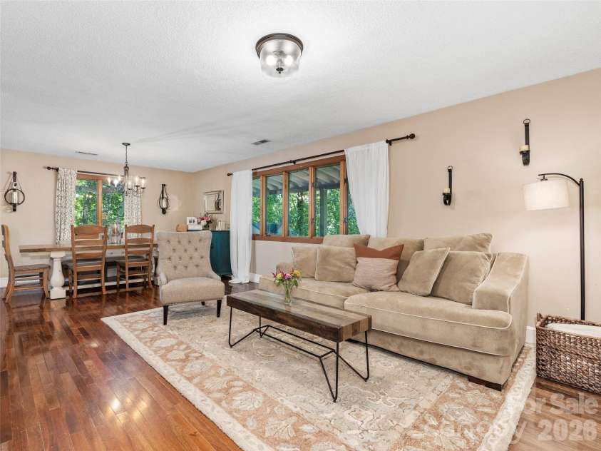 115 Bittersweet Trail, Canton, NC 28716.  MLS# CAR4381592, YatesRealty ID 21827. 