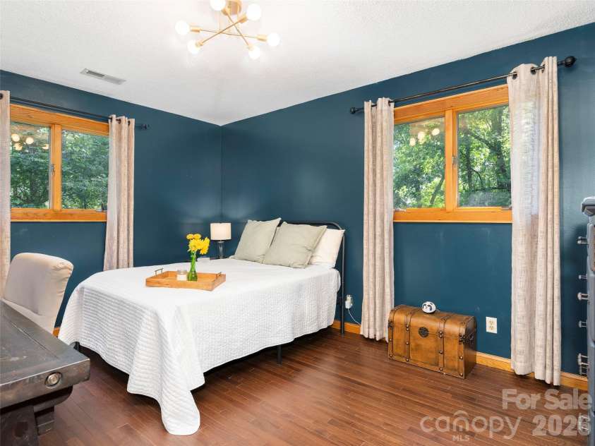 115 Bittersweet Trail, Canton, NC 28716.  MLS# CAR4381592, YatesRealty ID 21827. 