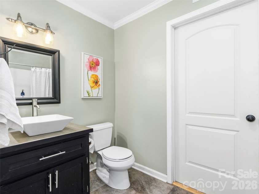 115 Bittersweet Trail, Canton, NC 28716.  MLS# CAR4381592, YatesRealty ID 21827. 