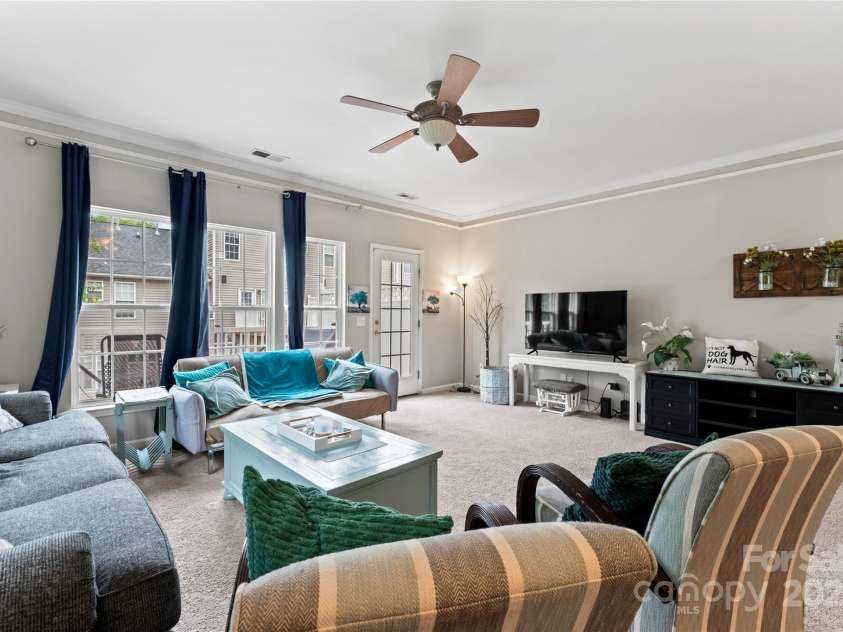 12905 Bullock Greenway Boulevard, Charlotte, NC 28277.  MLS# CAR4243689, YatesRealty ID 21827. 