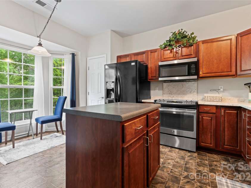 12905 Bullock Greenway Boulevard, Charlotte, NC 28277.  MLS# CAR4243689, YatesRealty ID 21827. 