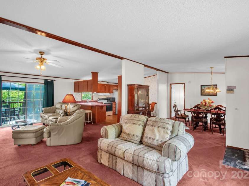 7232 Executive Circle, Denver, NC 28037.  MLS# CAR4264794, YatesRealty ID 21828. 