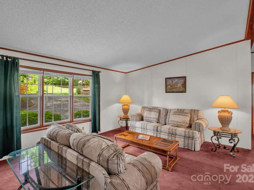 7232 Executive Circle, Denver, NC 28037.  MLS# CAR4264794, YatesRealty ID 21828. 