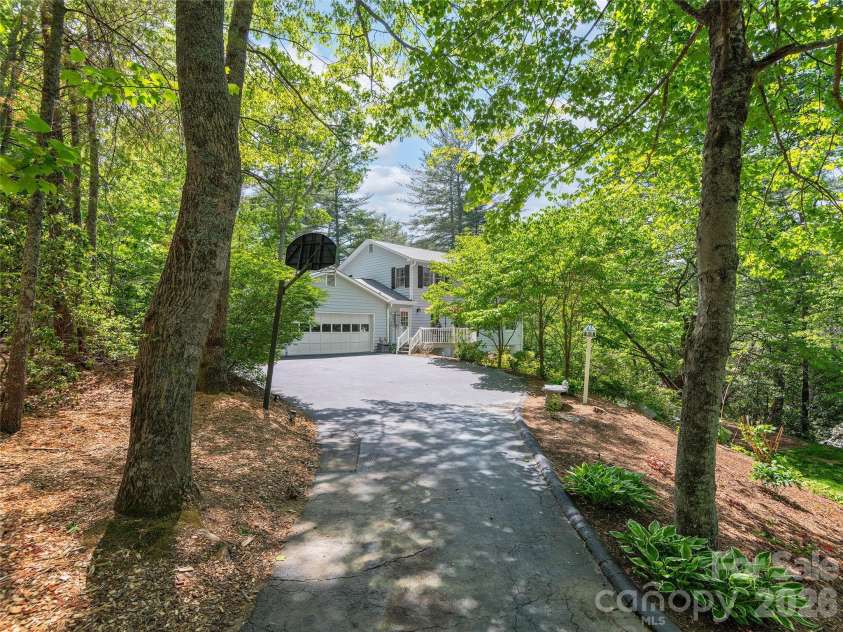 81 Old Gap Creek Road, Fairview, NC 28730.  MLS# CAR4379886, YatesRealty ID 21828. 
