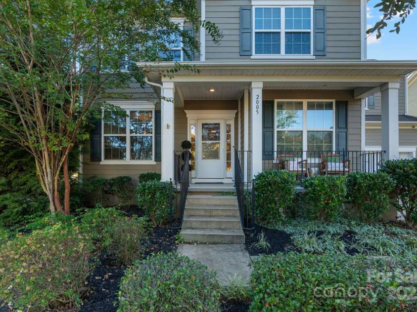 2005 Brightflower Lane, York, SC 29745.  MLS# CAR4313913, YatesRealty ID 2183. 