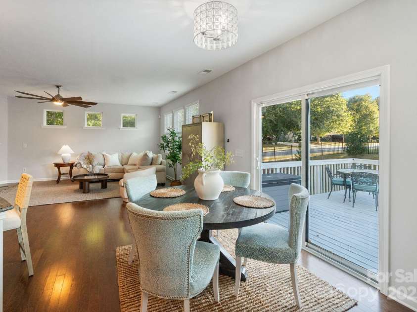 2005 Brightflower Lane, York, SC 29745.  MLS# CAR4313913, YatesRealty ID 2183. 