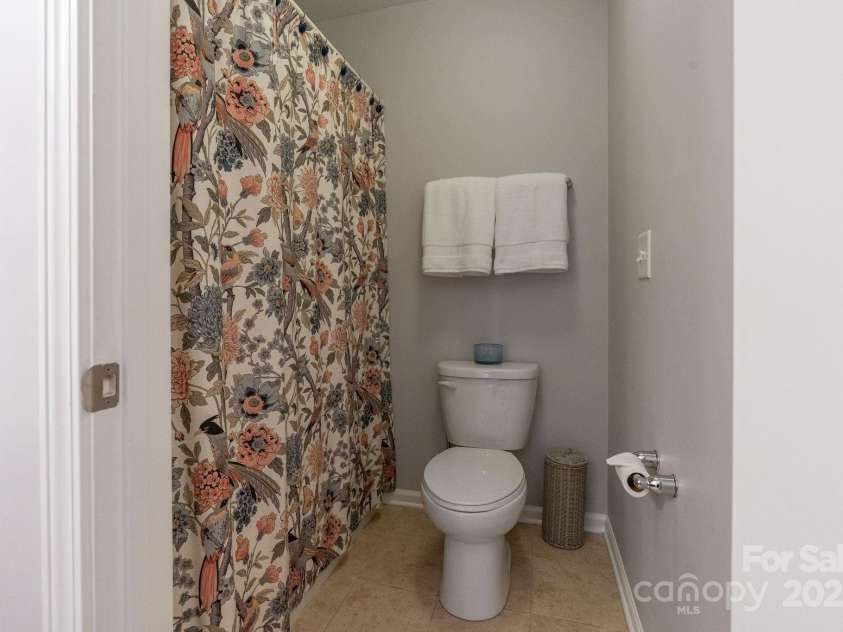 2005 Brightflower Lane, York, SC 29745.  MLS# CAR4313913, YatesRealty ID 2183. 