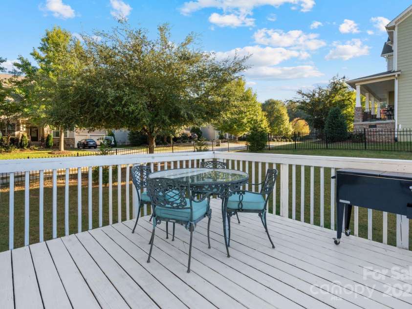 2005 Brightflower Lane, York, SC 29745.  MLS# CAR4313913, YatesRealty ID 2183. 