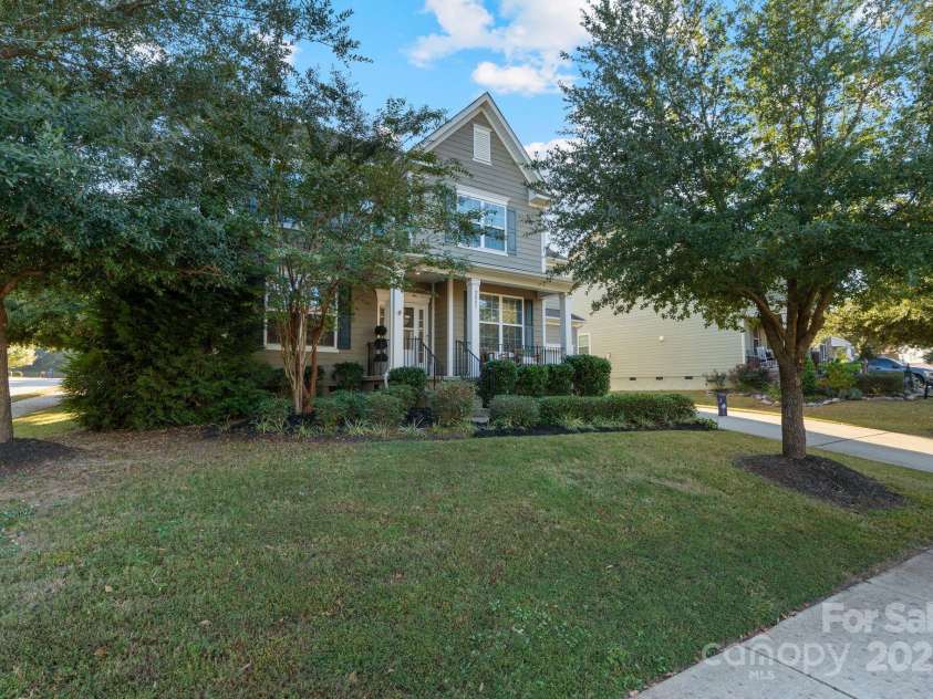 2005 Brightflower Lane, York, SC 29745.  MLS# CAR4313913, YatesRealty ID 2183. 