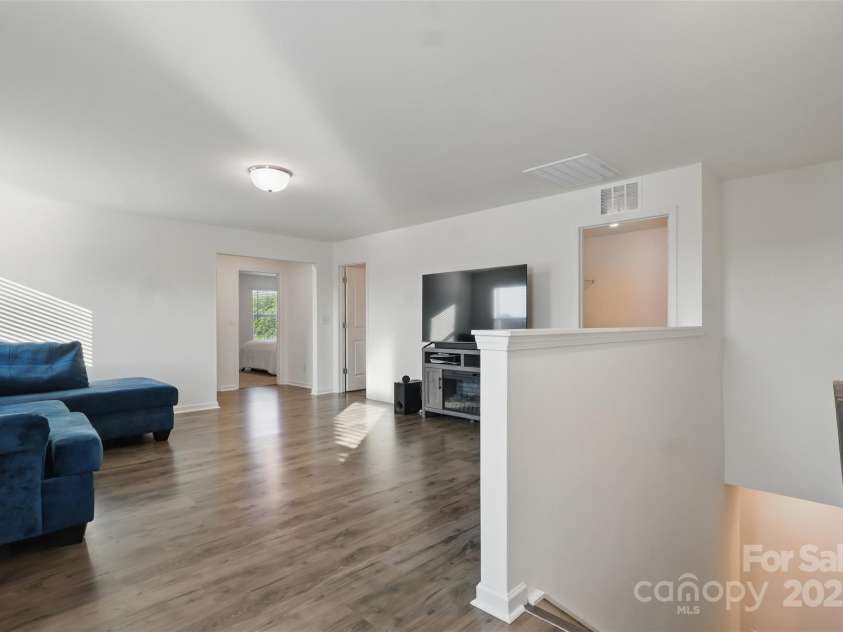 4013 Southern Pine Drive, Mount Holly, NC 28120.  MLS# CAR4267442, YatesRealty ID 21830. LOFT