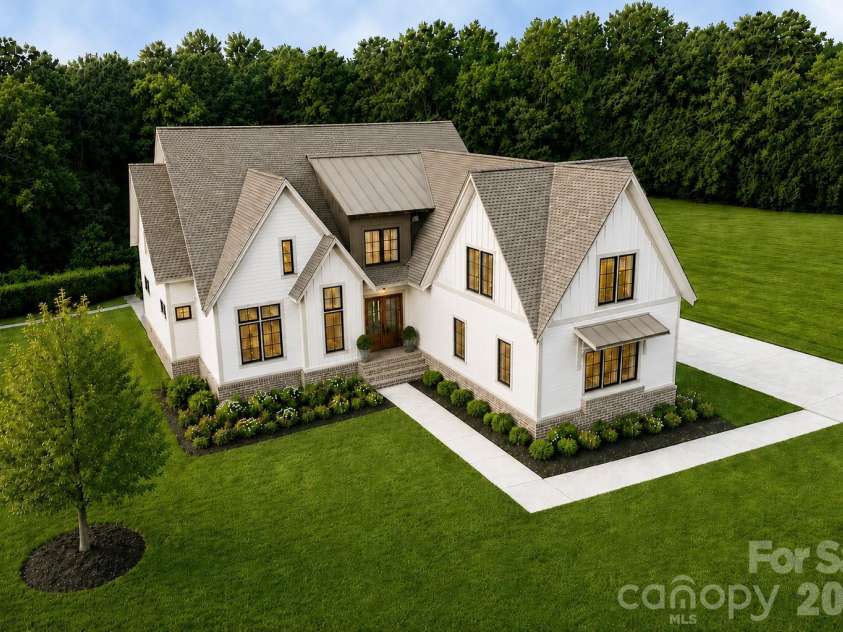 2073 Holbrook Road, Fort Mill, SC 29715.  MLS# CAR4329346, YatesRealty ID 21831. 