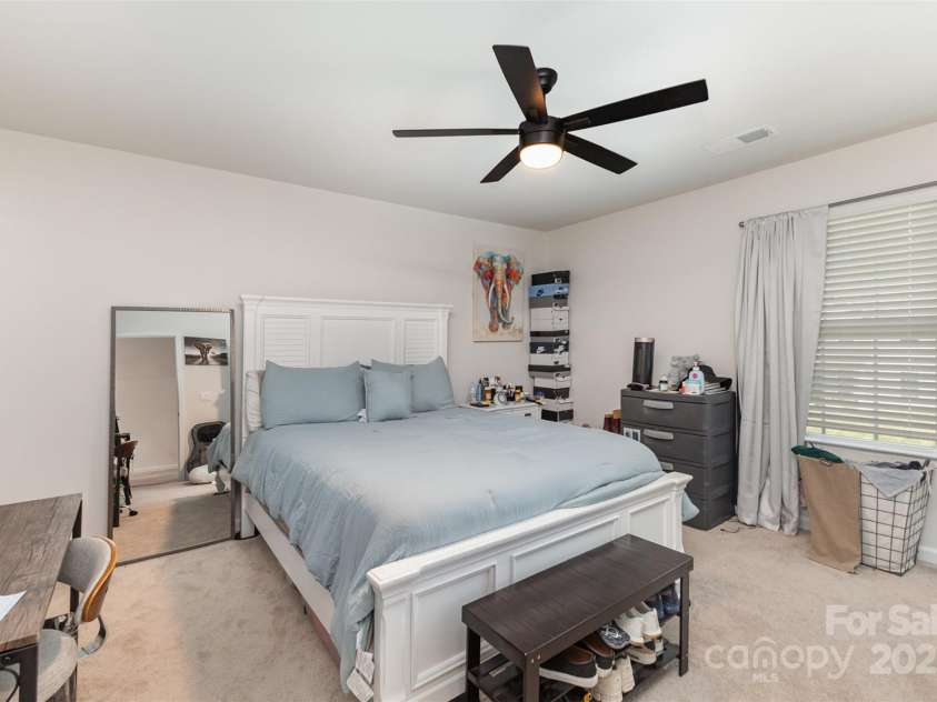 4538 Opus Lane, Charlotte, NC 28214.  MLS# CAR4244055, YatesRealty ID 21831. 