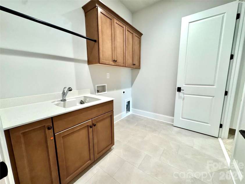 244 Colton Place, Concord, NC 28025.  MLS# CAR4378315, YatesRealty ID 21832. 