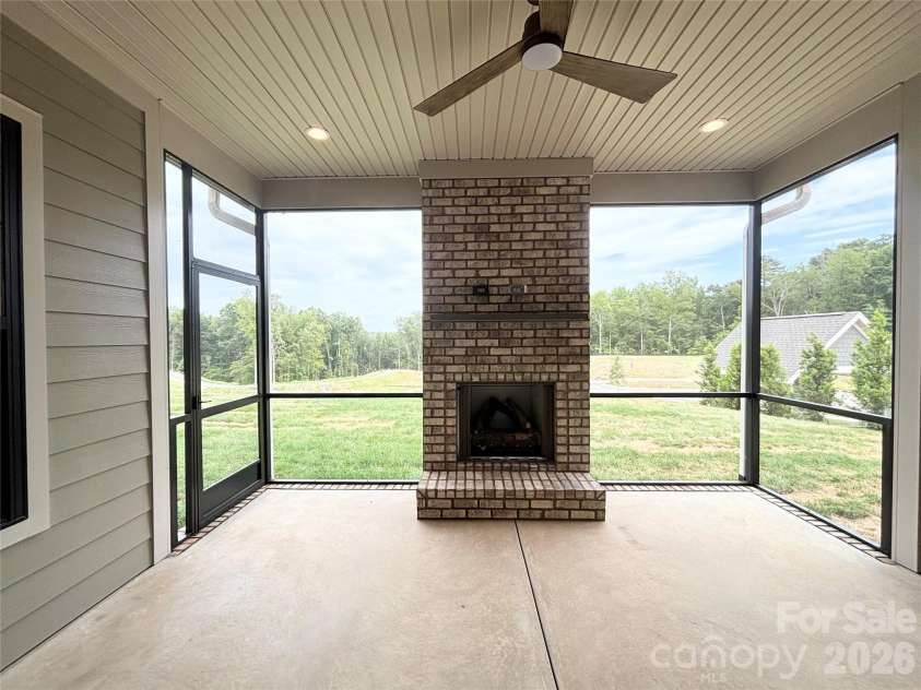 244 Colton Place, Concord, NC 28025.  MLS# CAR4378315, YatesRealty ID 21832. 