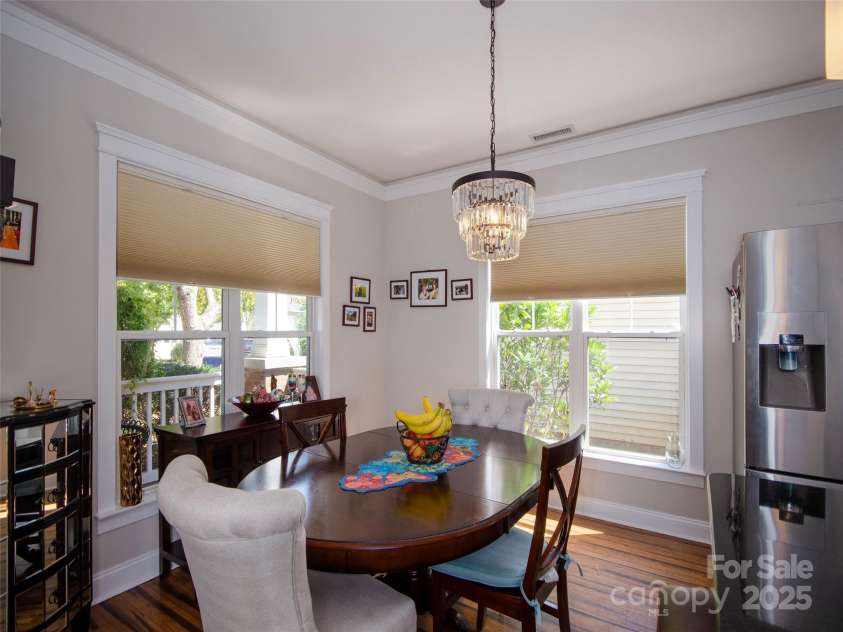 1410 Kenton Lane, Asheville, NC 28803.  MLS# CAR4263215, YatesRealty ID 21833. 