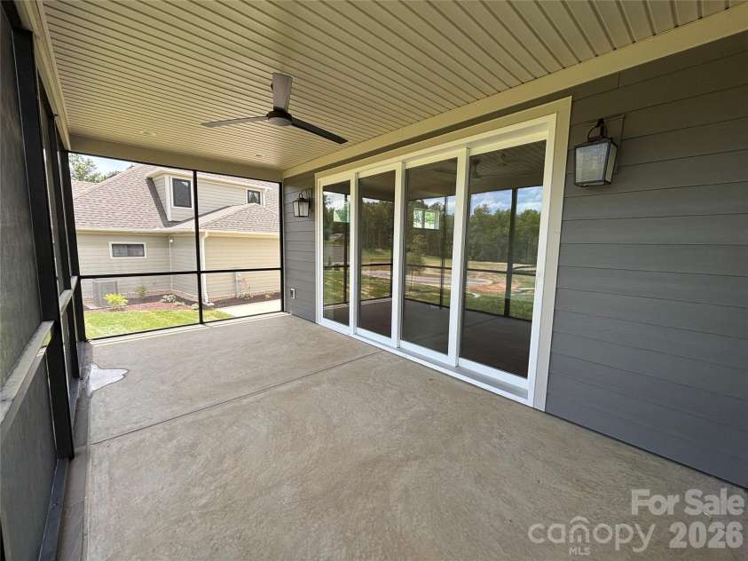 250 Colton Place, Concord, NC 28025.  MLS# CAR4378445, YatesRealty ID 21833. 